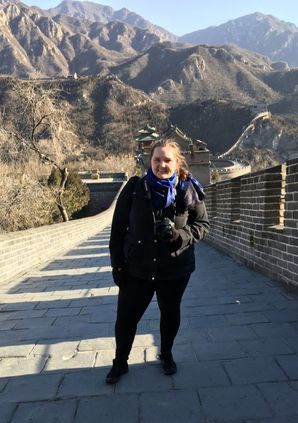 Hunter at the Great Wall